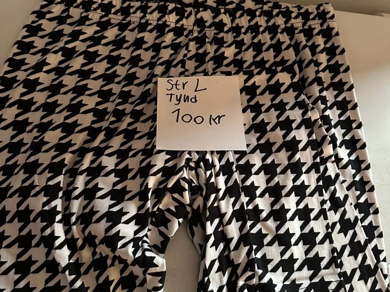 Billede 1 - Sommer liggens str L