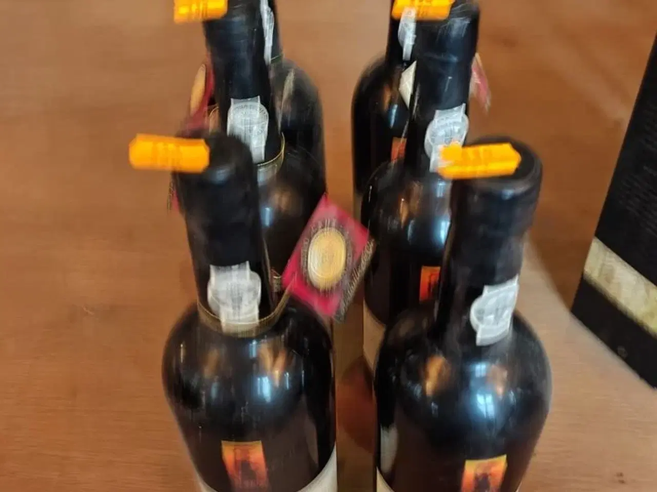 Billede 1 - 6 fl. Portvin CRUZ 1989