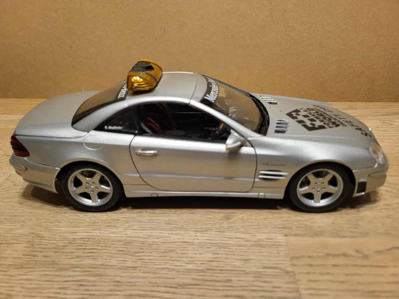 Billede 2 - Modelbil, Mercedes Benz SL55 AMG Safety Car, skala