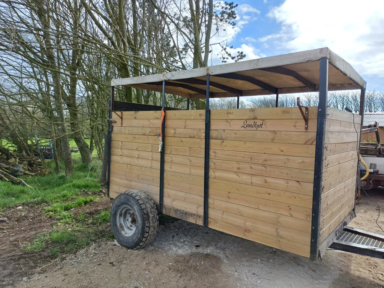 Billede 2 - Kreaturvogn. Nye sider og bund