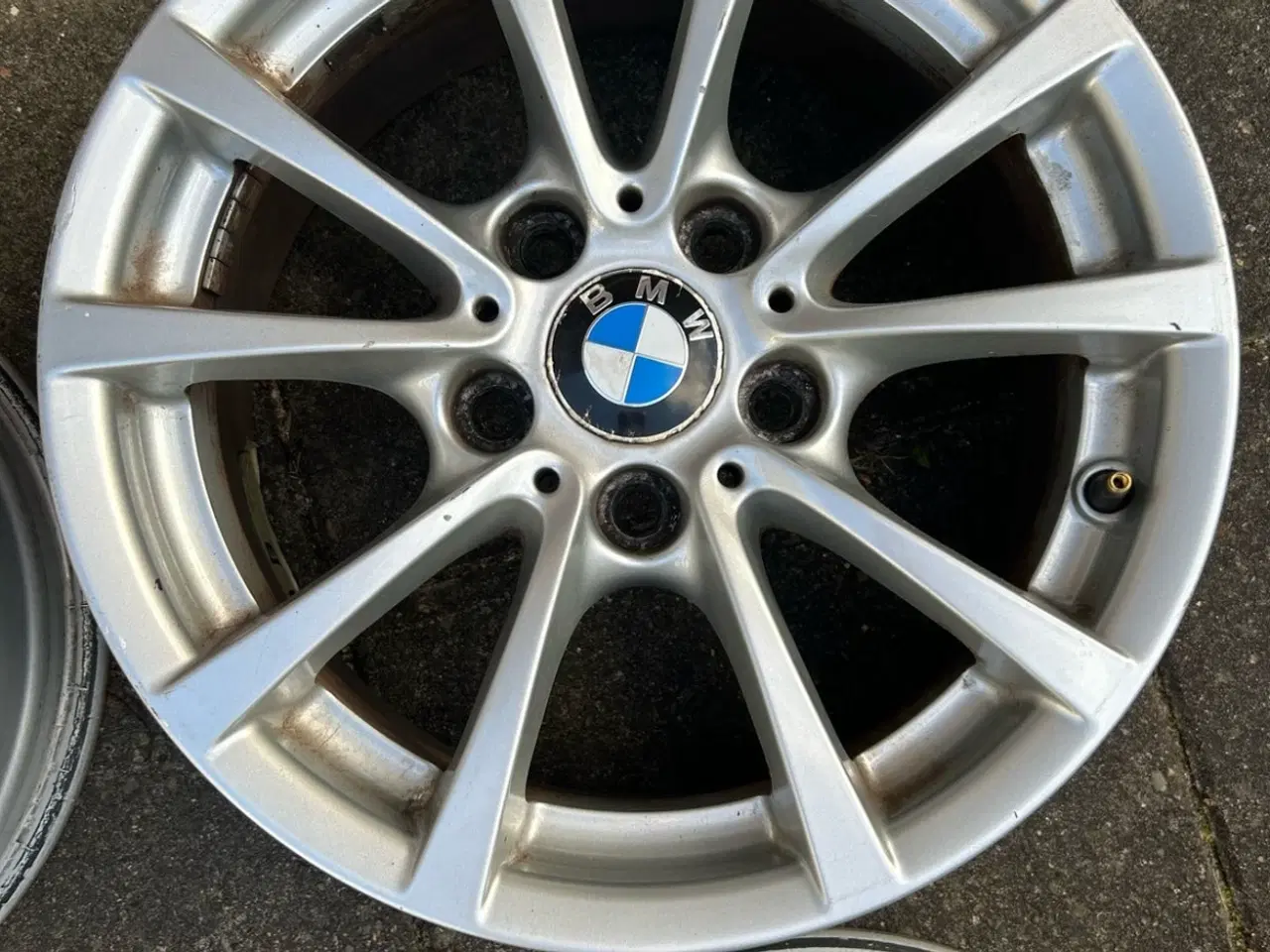 Billede 2 - Bmw 16” alufælge 