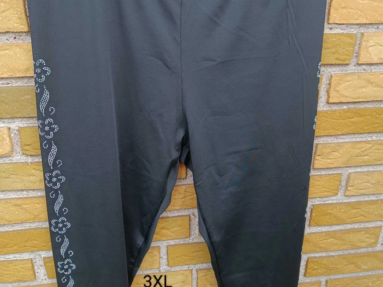 Billede 4 - Forskellige dame jogging bukser 