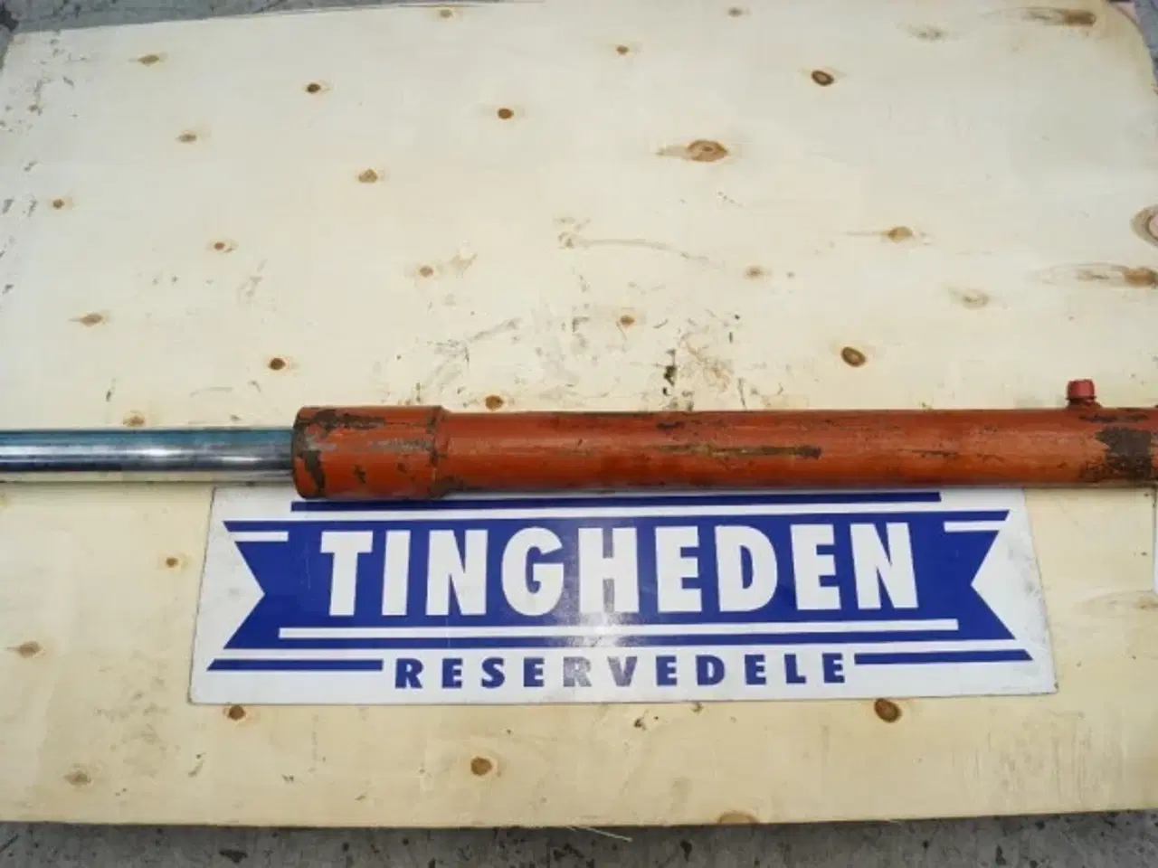 Billede 9 - Laverda 3650 Løftecylinder 1.37025.00