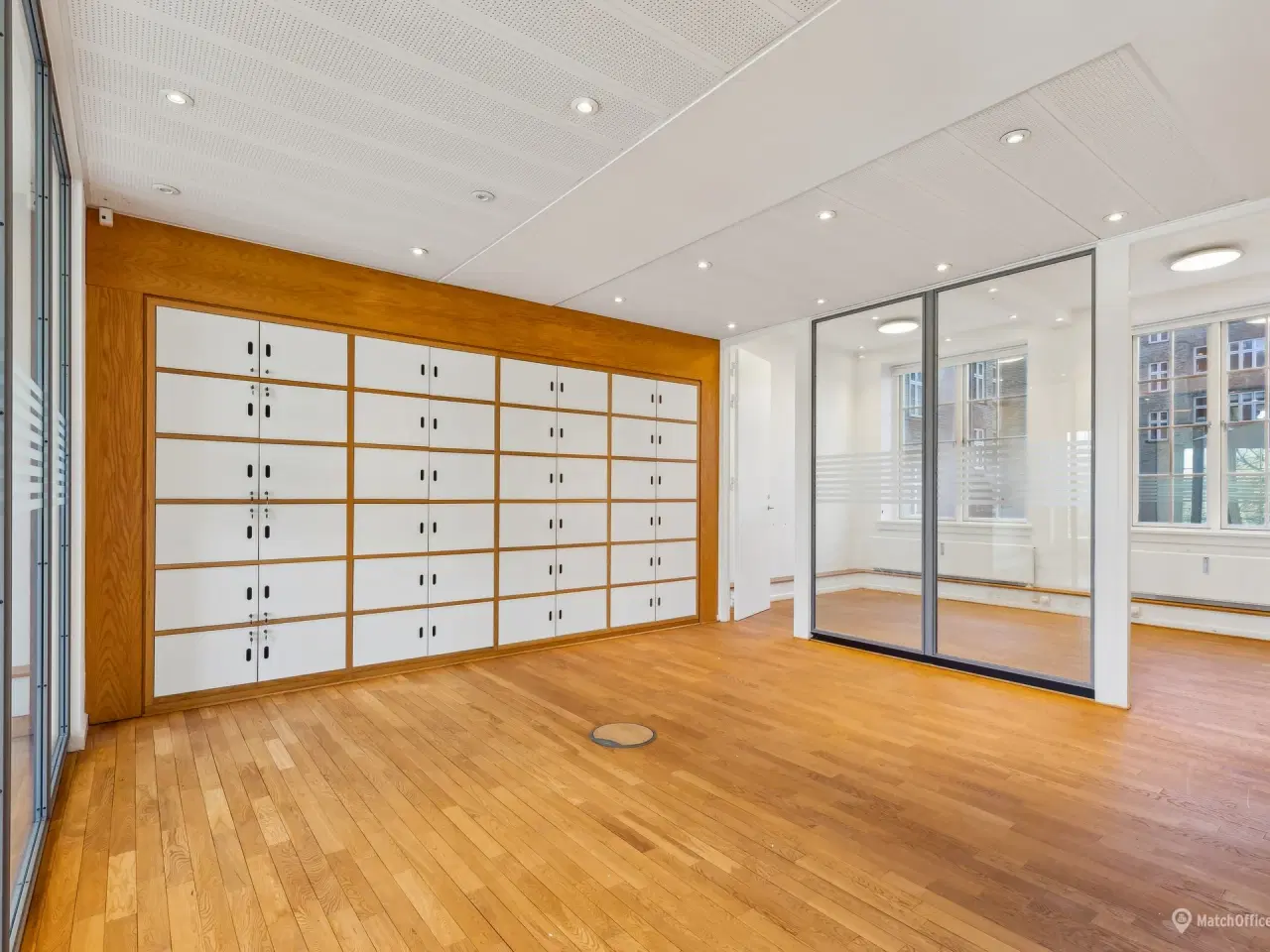 Billede 2 - 261 m² Eksklusivt kontorlejemål på Dag Hammarskjölds Allé