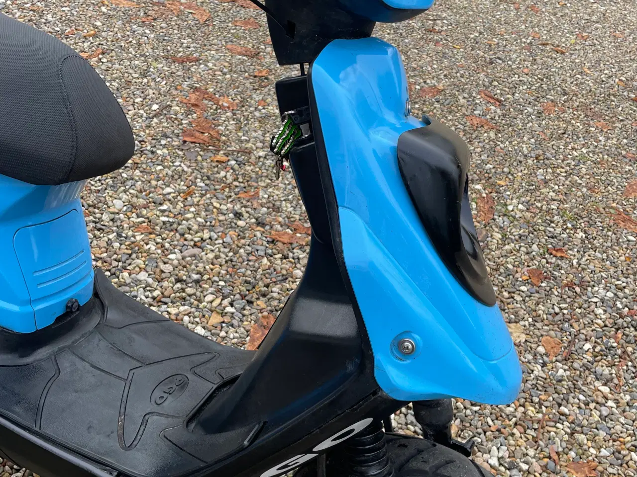 Billede 3 - Flot PGO HOT 50 med plader og papier