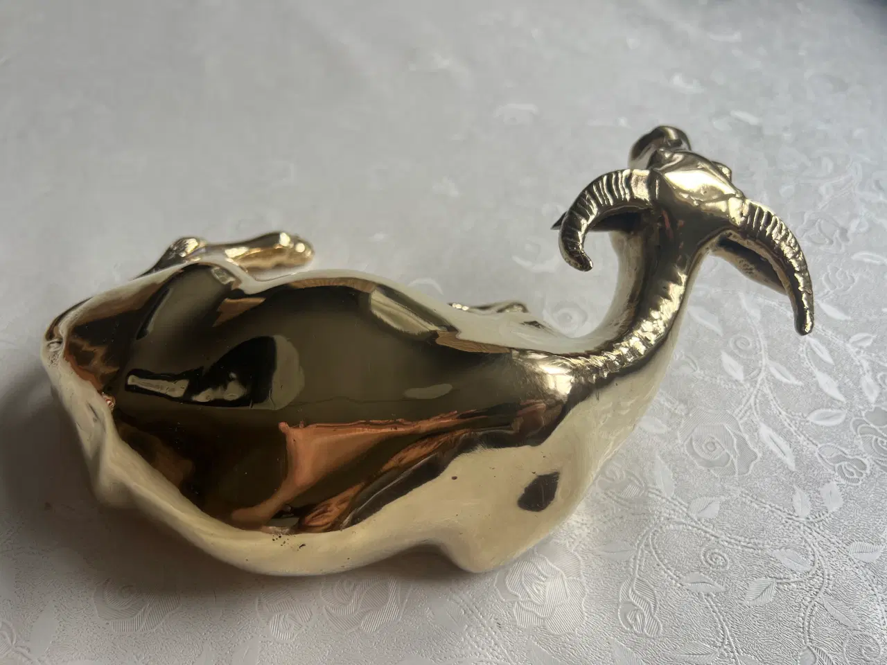 Billede 4 - Stor smuk tung gammel messing figur 