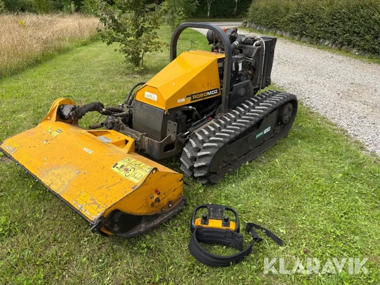 Billede 1 - Græsslåmaskine med fjernstyring Mcconnel Robocut