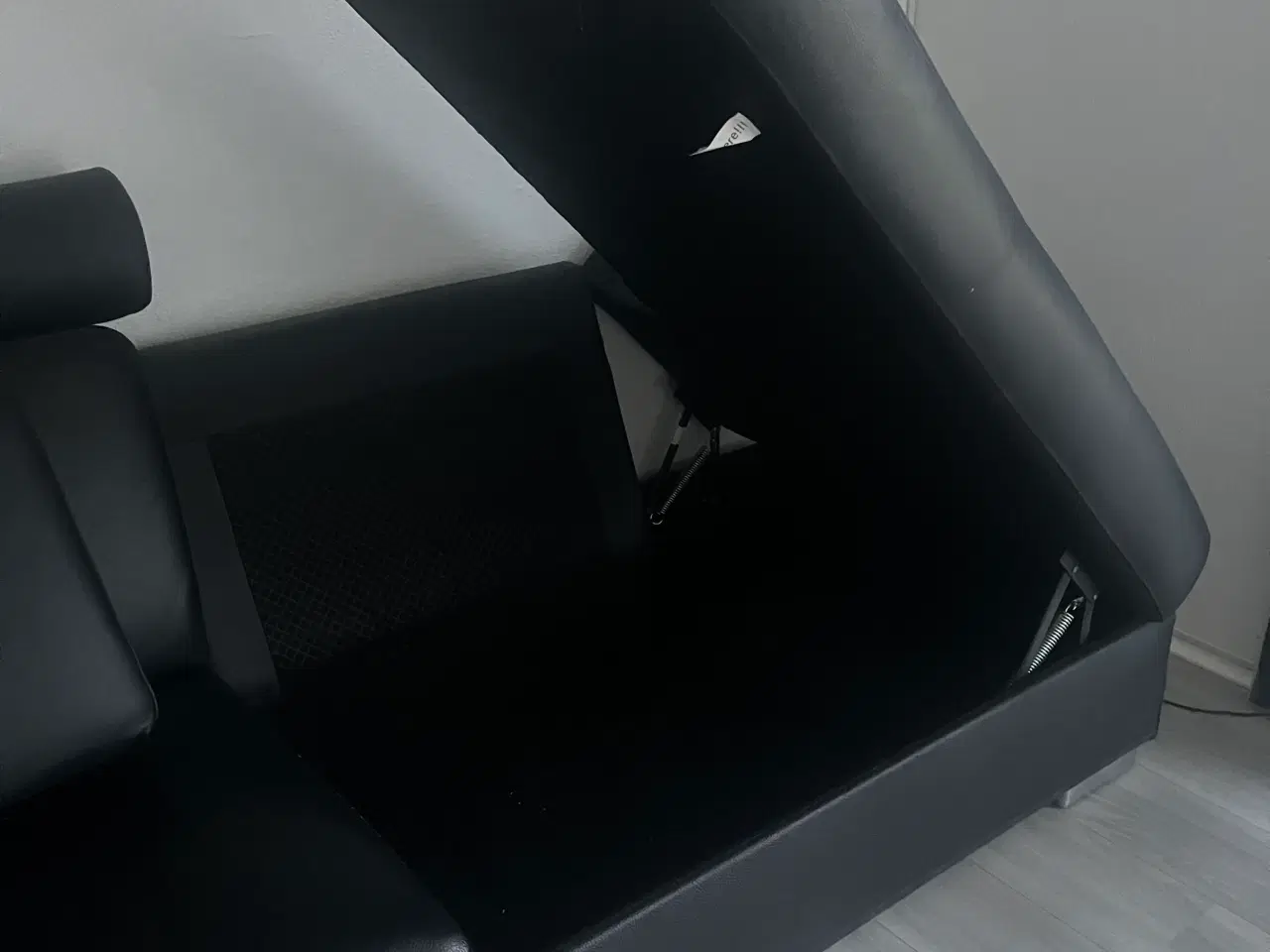 Billede 5 - Sort lædersofa/modulsofa med opbevaring