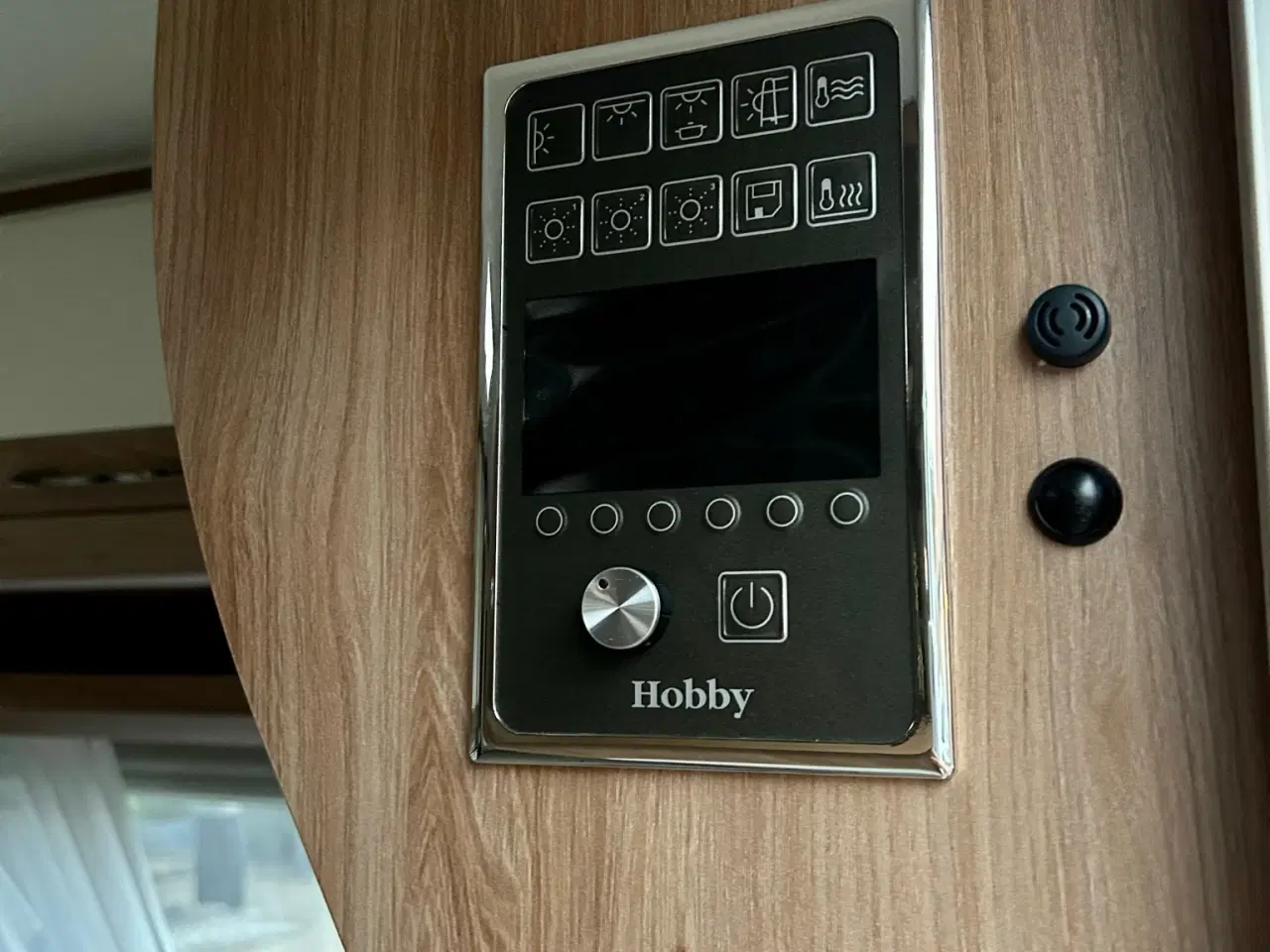 Billede 15 - LUKSUS-FAMILIEVOGN: Hobby De Luxe 650 KFU (2021) I