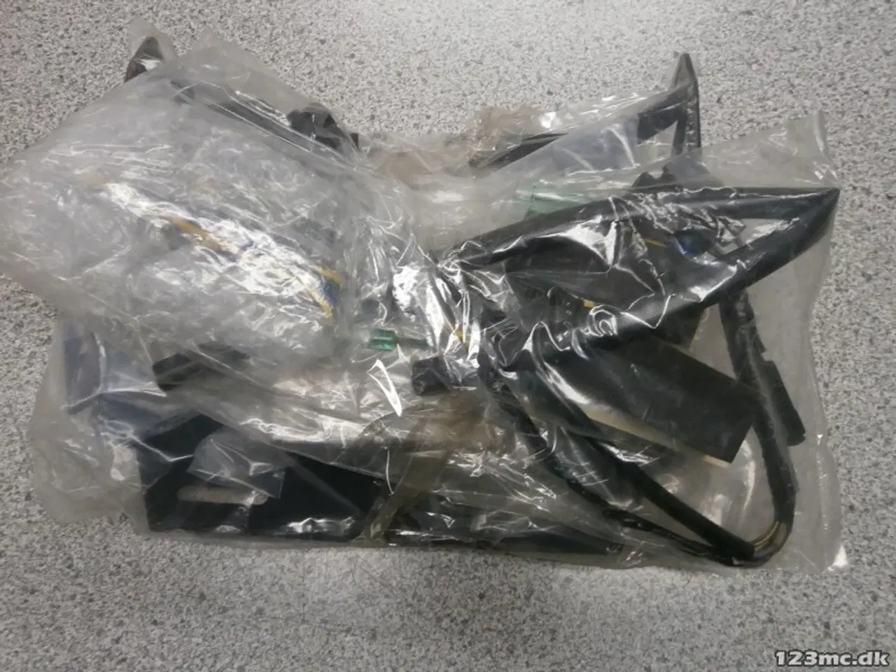 Billede 2 - Nr.pladeholder m/ baglygte