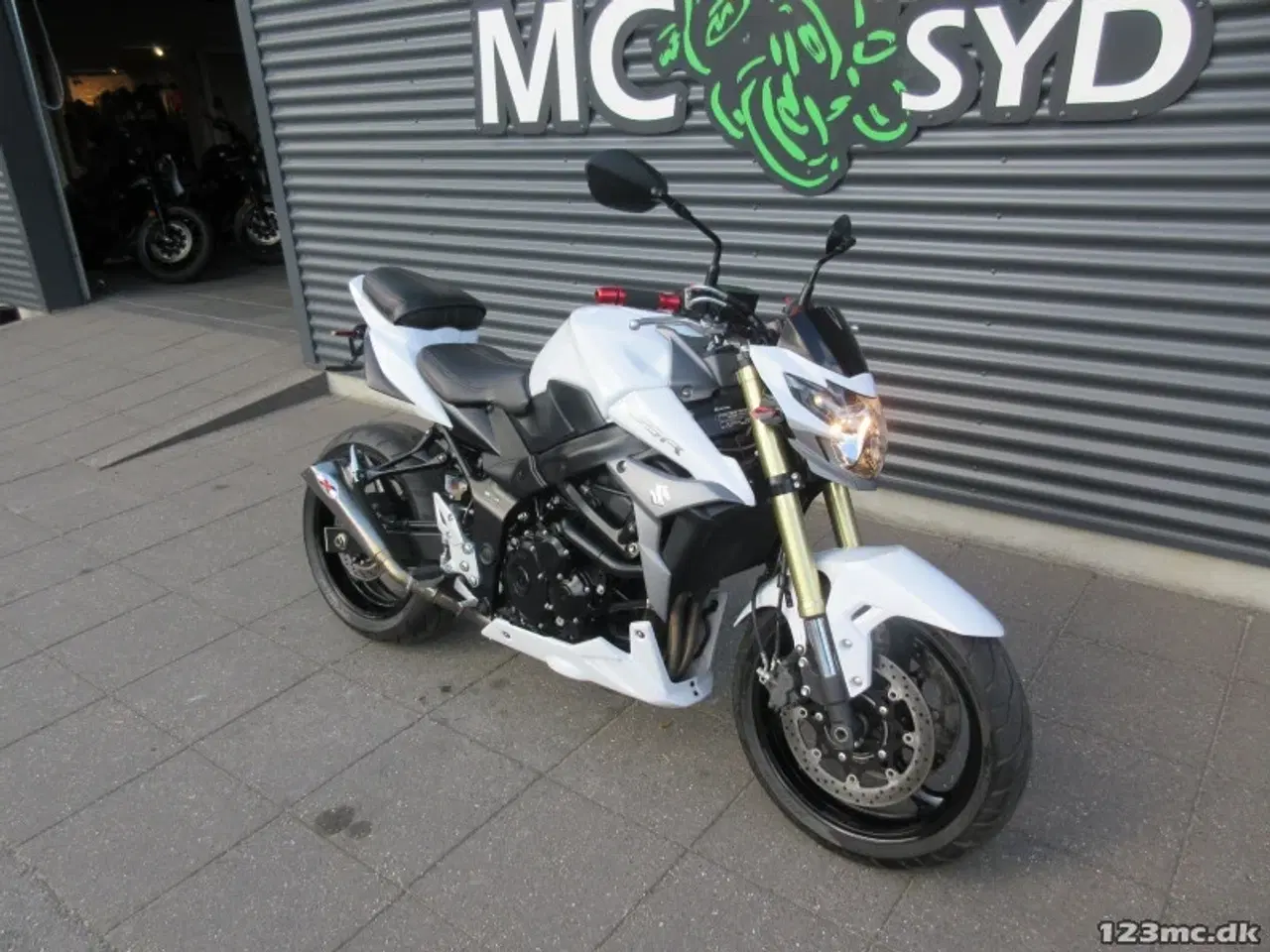 Billede 2 - Suzuki GSR 750 MC-SYD BYTTER GERNE