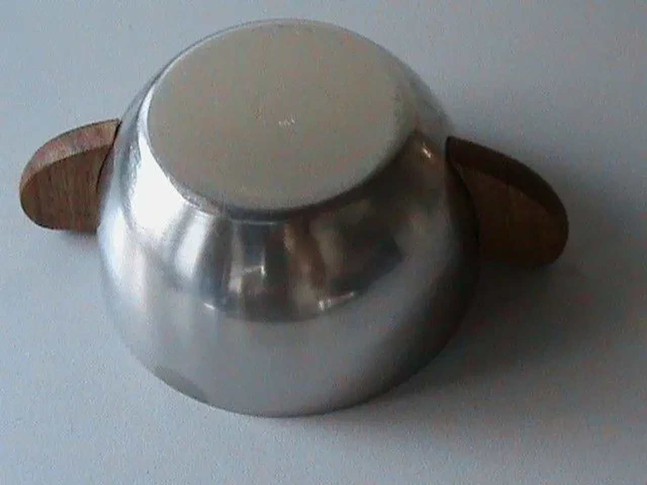 Billede 2 - Retro skål rustfri stål med træhanke