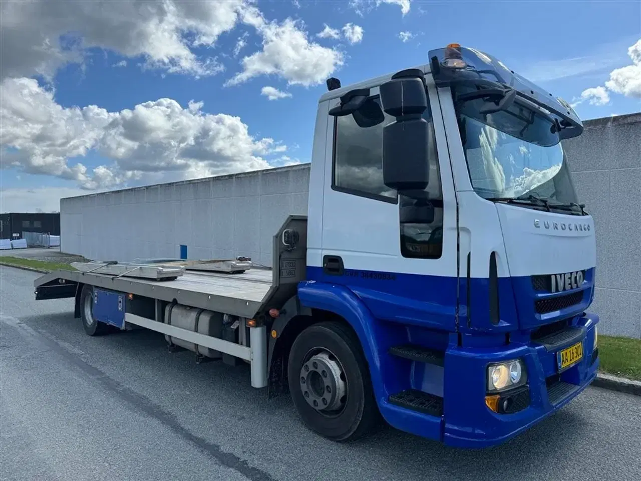 Billede 2 - Iveco Eurocargo 120 med knæklad