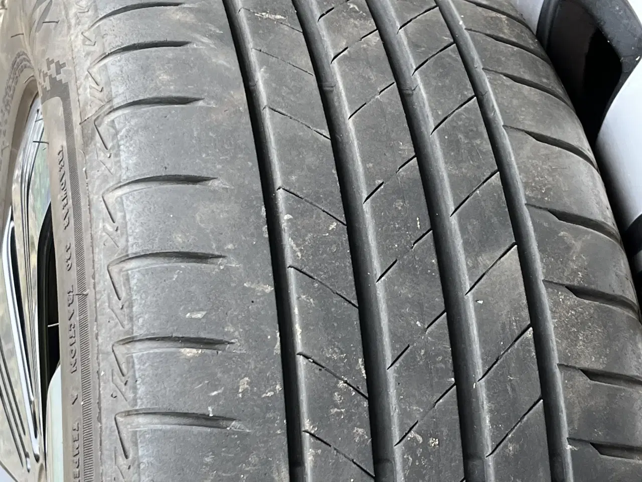 Billede 3 - Alufælge med sommerdæk