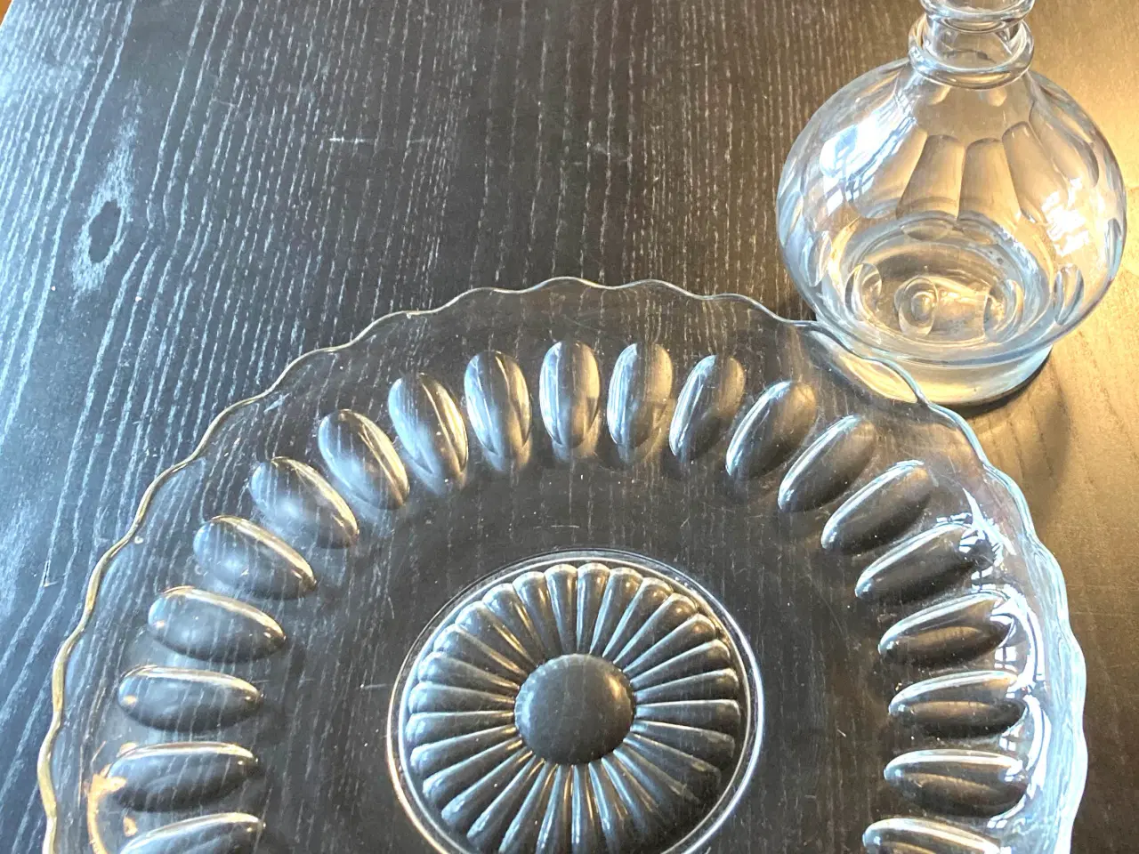 Billede 3 - Smuk gammel vintage karaffel og fad med portvinsgl