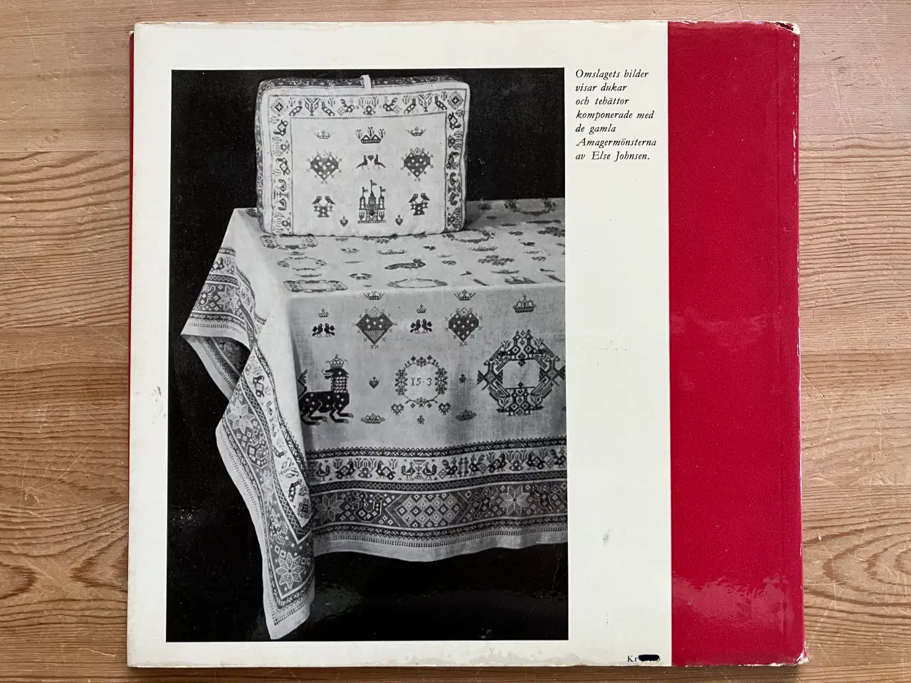 Billede 2 - To gamle håndarbejdshæfter, korssting m.m.