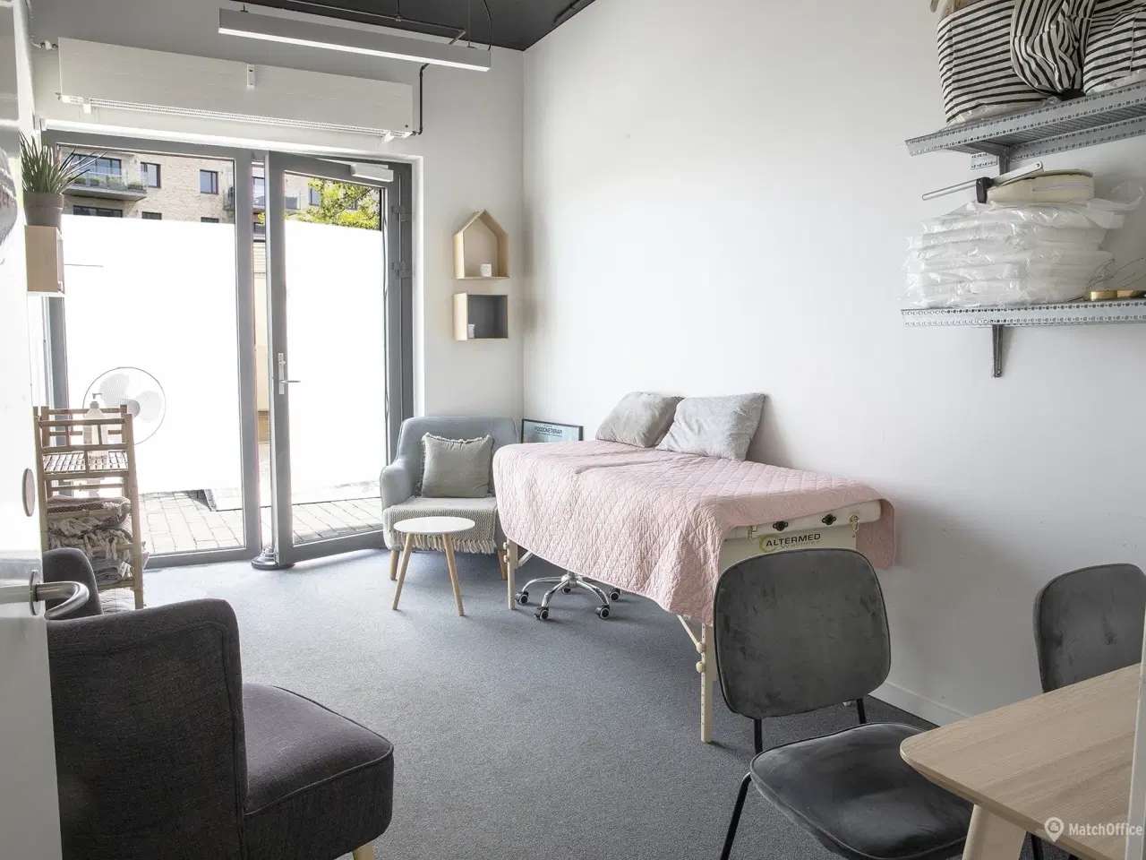 Billede 18 - Lyse lokaler til butik, klinik eller undervisning