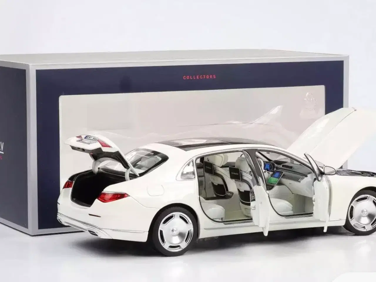 Billede 5 - 1:18 Mercedes Maybach S680 4matic 2021