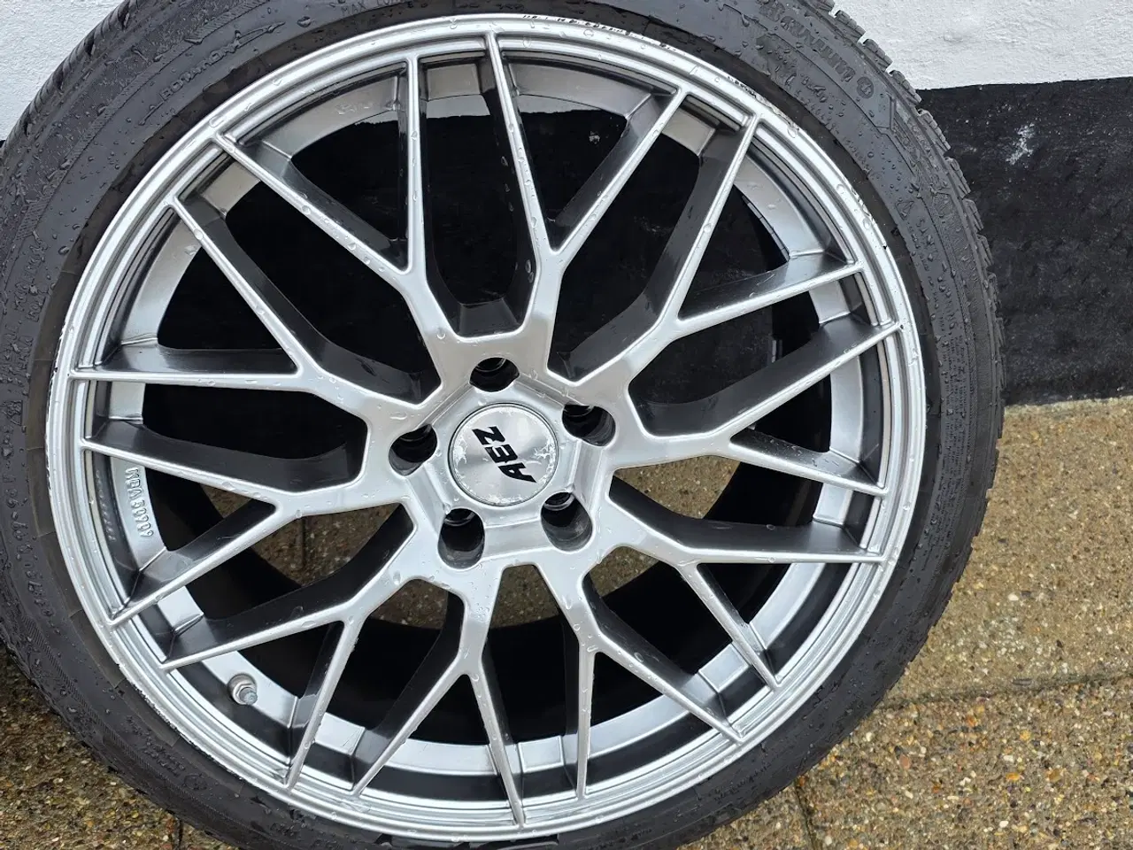 Billede 2 - AEZ Crest 9x19 ET 40. TPMS ALCAR Sensor Universal.