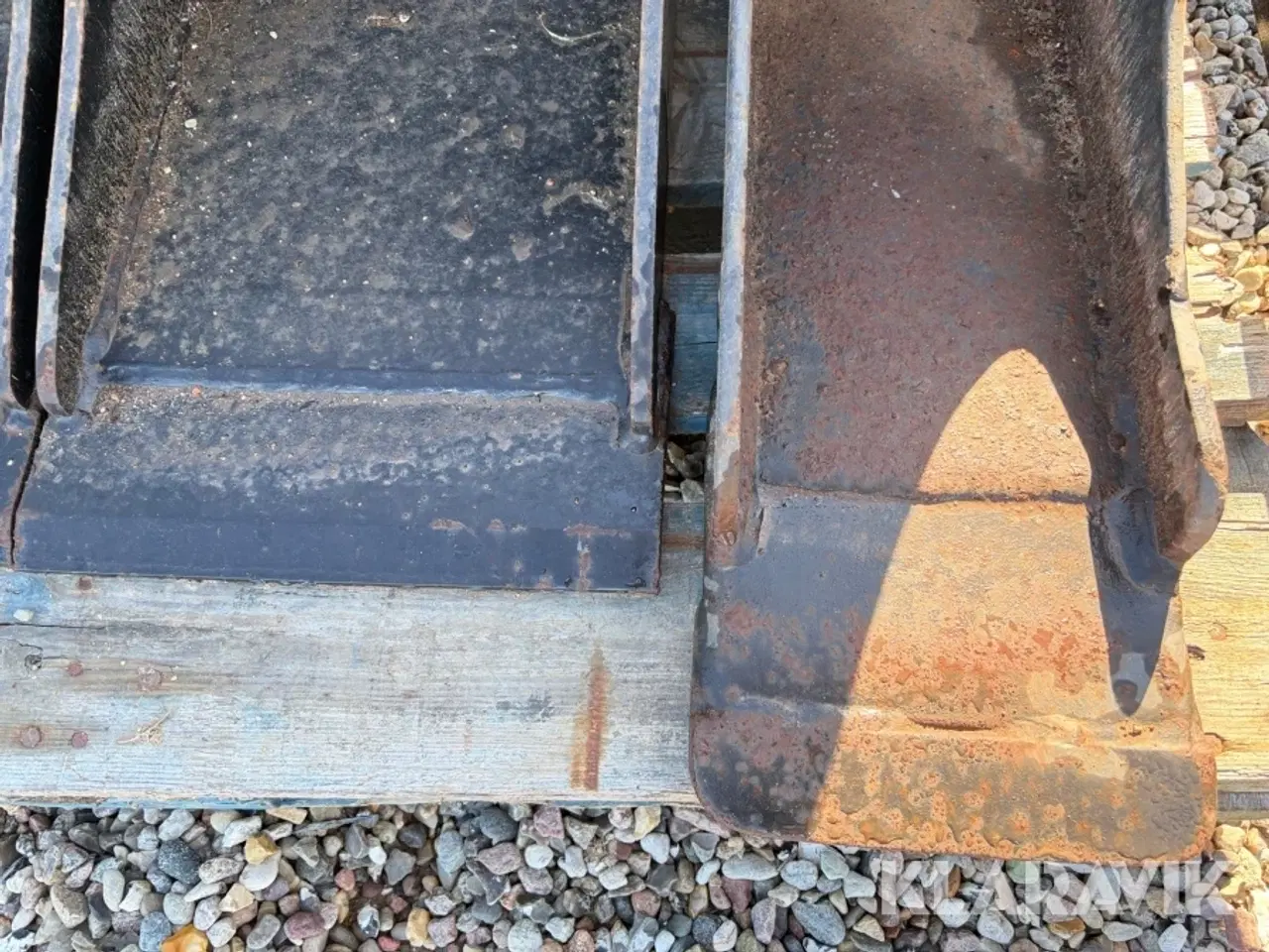 Billede 7 - Lerskovle Skive Maskinfabrik 20 cm 1 styk og 30 cm 3 styk til minigraver