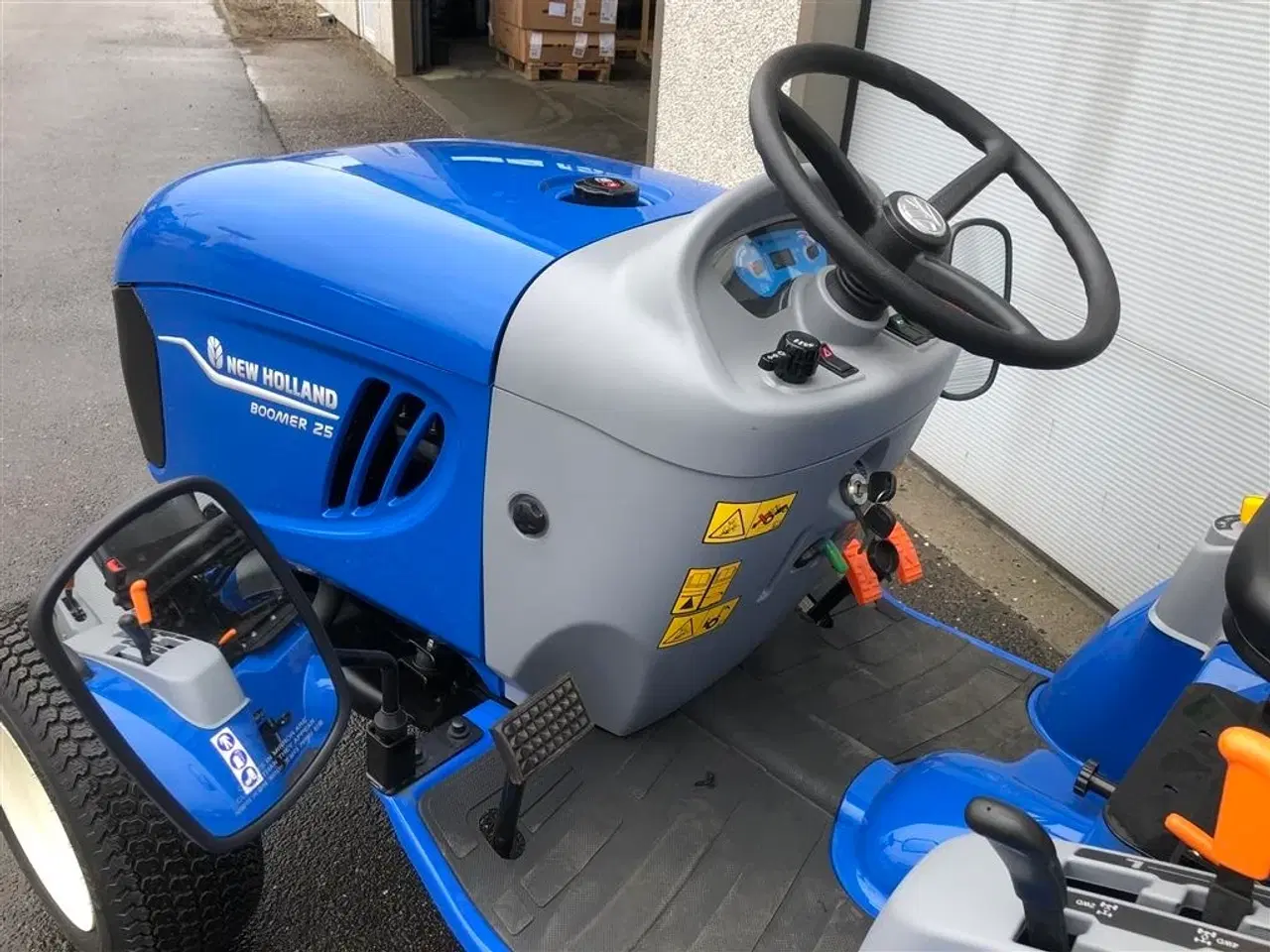 Billede 9 - New Holland Boomer 25