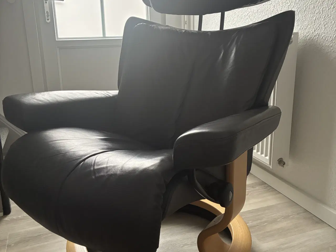 Billede 1 - Stressles, grå med skammel