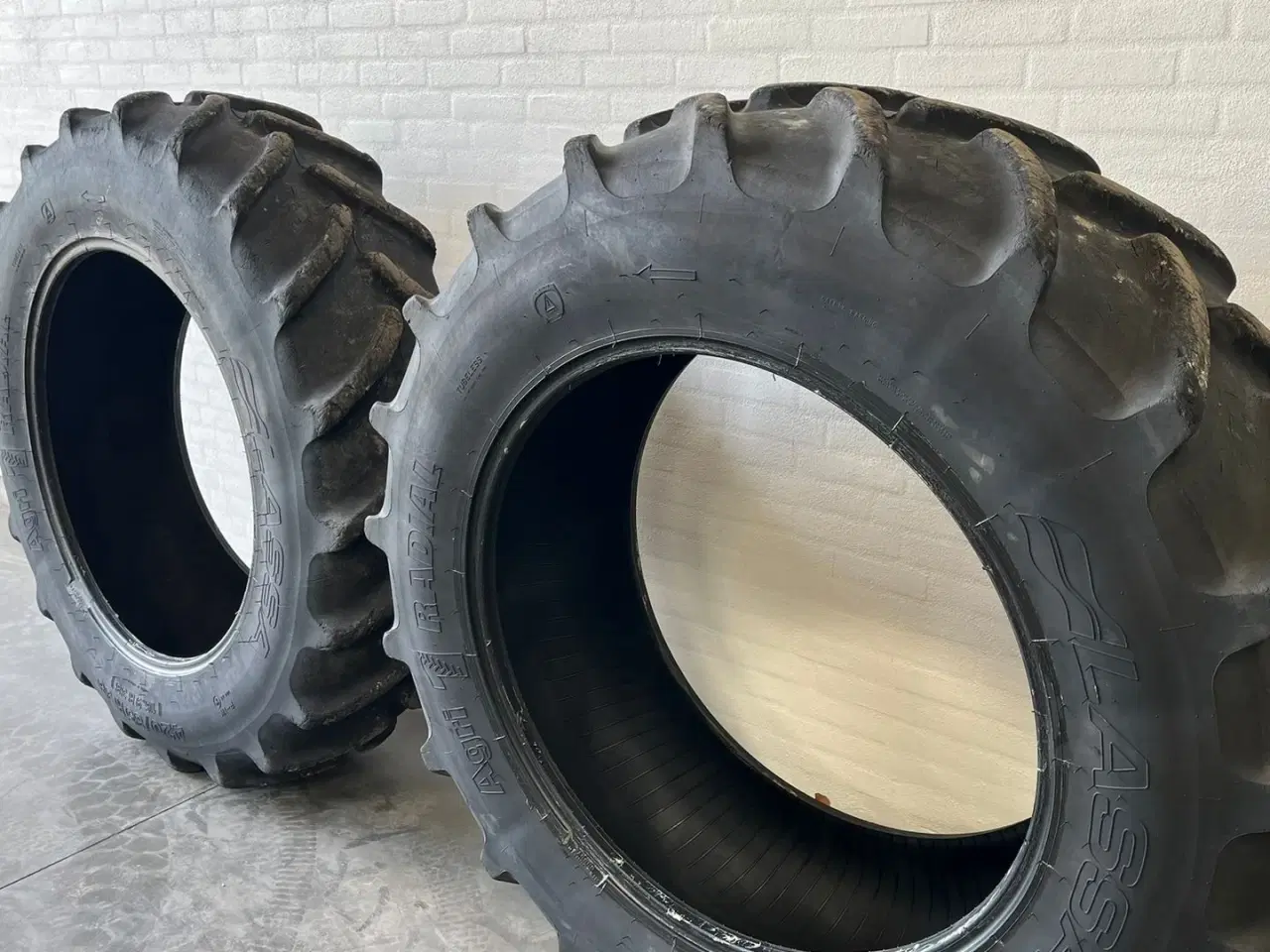 Billede 2 - Lassa 420/85R38