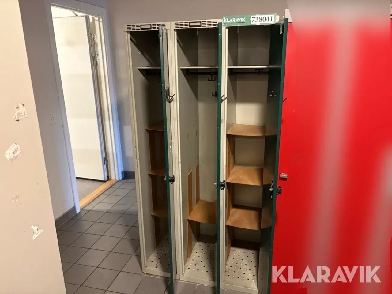 Billede 2 - Omklædningsskabe