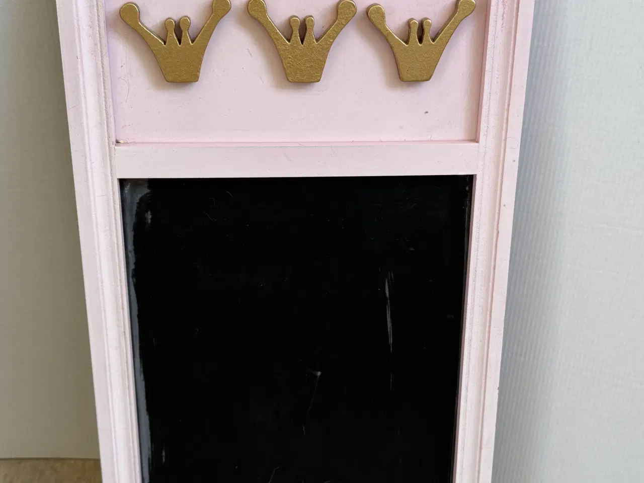 Billede 1 - Kridt princessetavle til børneværelset