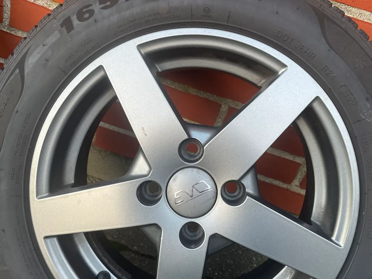 Billede 1 - Alufælge med godkendte vinterdæk