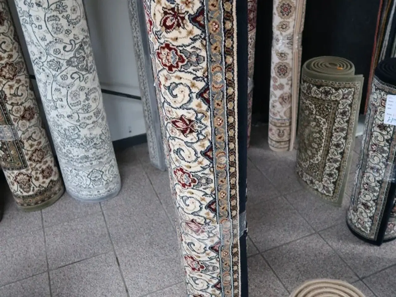 Billede 1 - Gulvtæppe