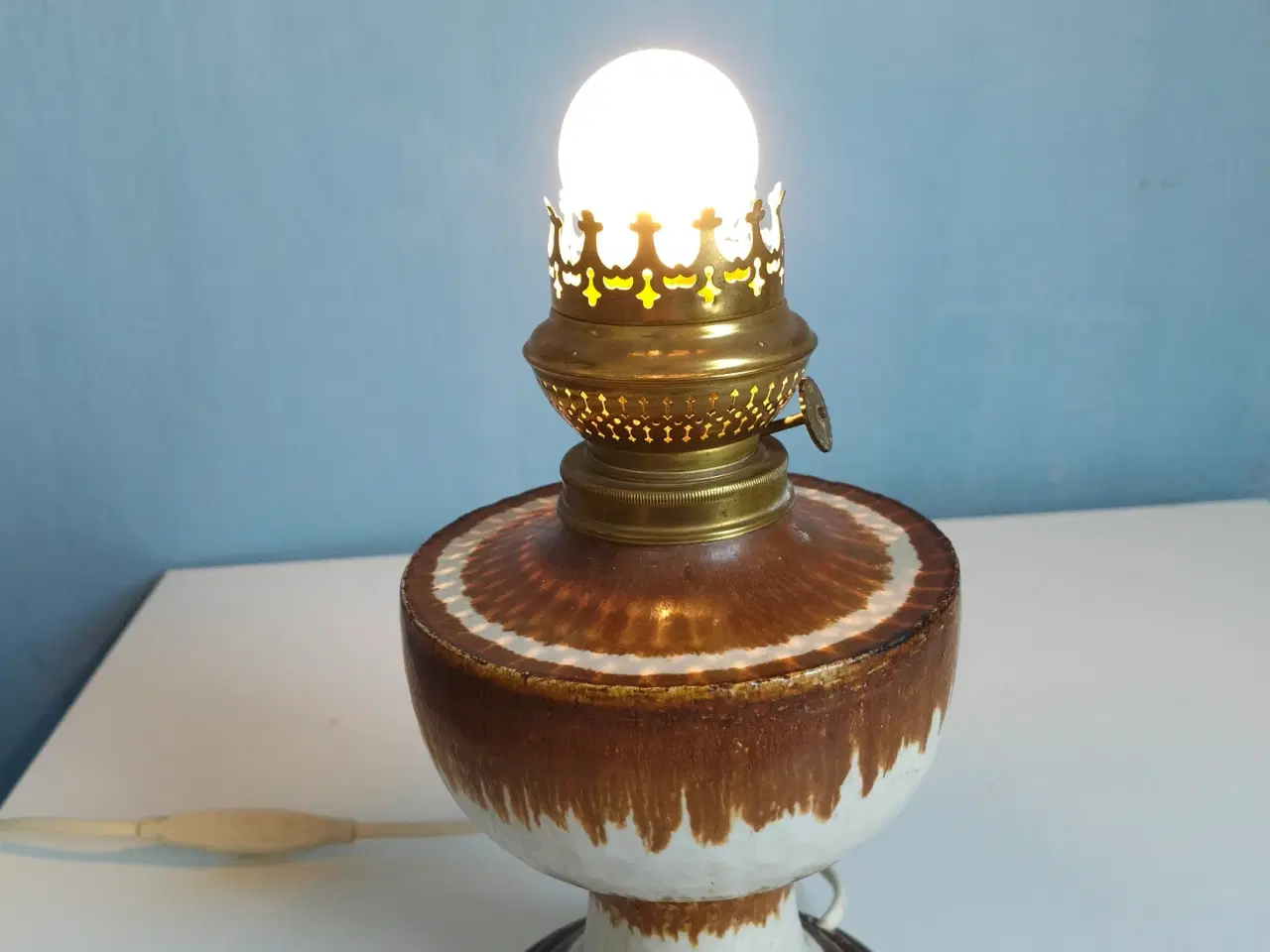 Billede 1 - Antik lampe – K.C.S. Mosbrenner olielampe ombygget