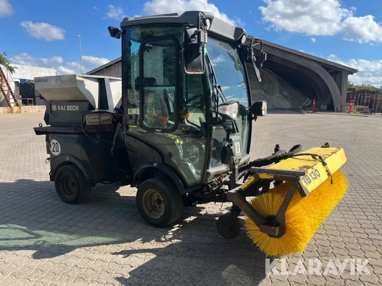 Billede 5 - Redskabsbærer Kärcher MC50