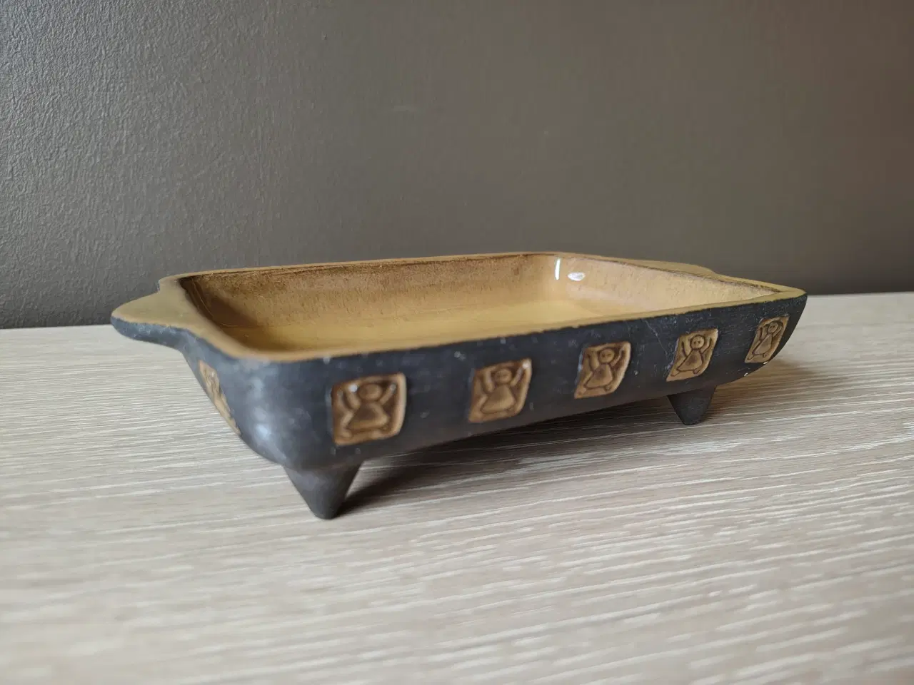 Billede 4 - Fin bordfad fra Berg keramik