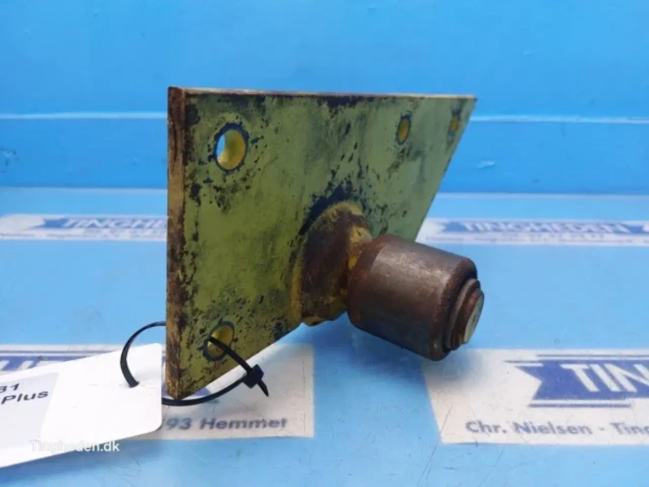 Billede 2 - New Holland TX68 Beslag R. 452395