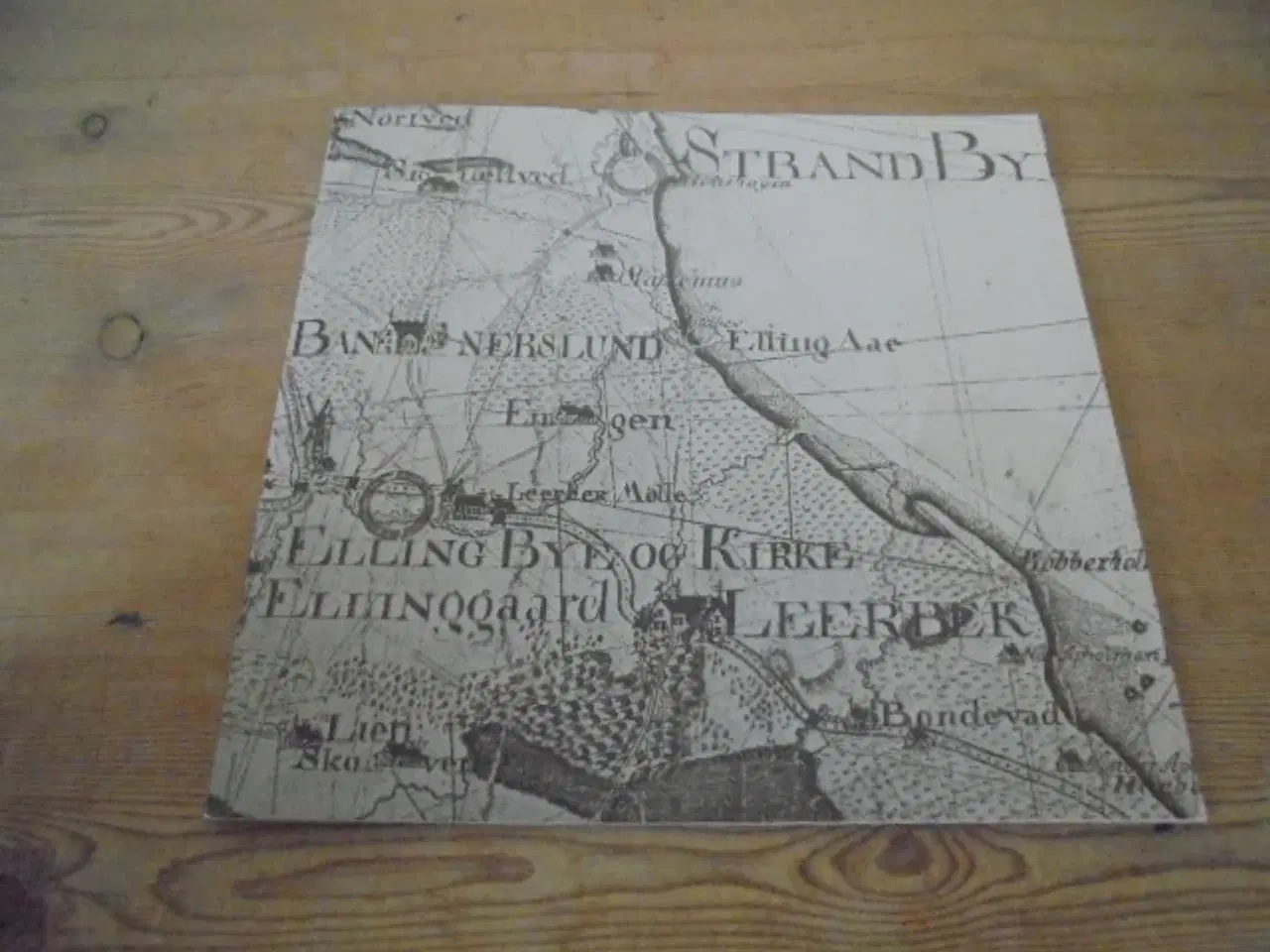 Billede 1 - Elling Å – igennem engen en å sig slynger