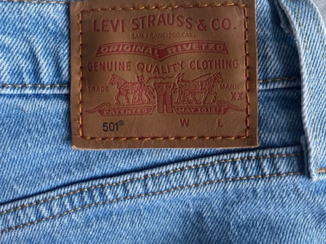 Billede 4 - Levi’s 501 shorts str. 32