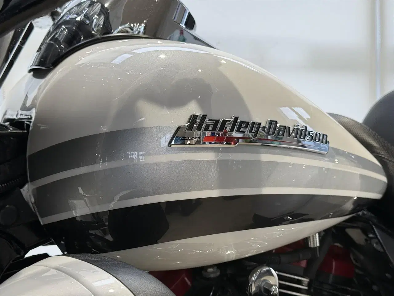 Billede 37 - Harley-Davidson FLHTCUTGSE Tri Glide Ultra CVO 117" Trike