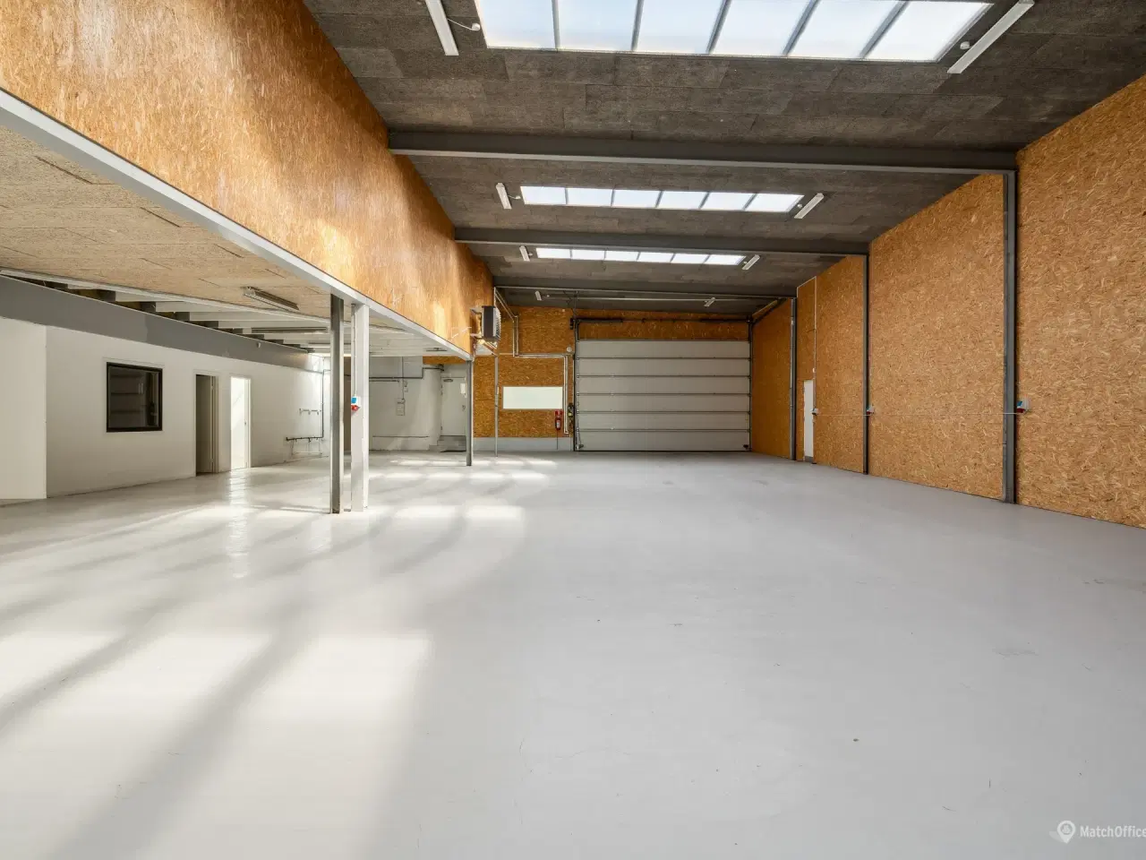 Billede 12 - Lager med administrationslokaler - god beliggenhed