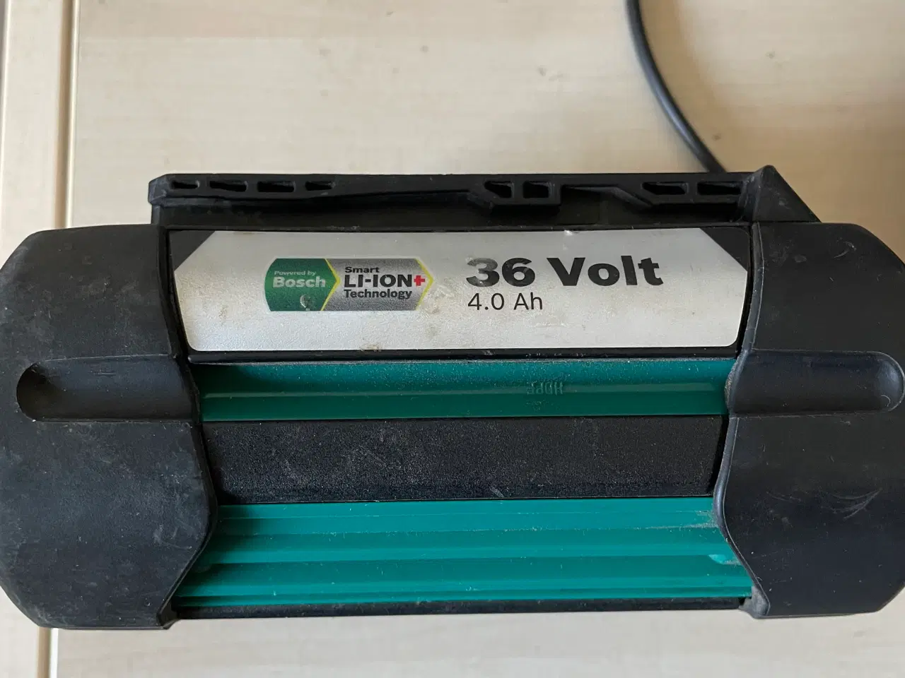 Billede 3 - Bosch batteri og lader