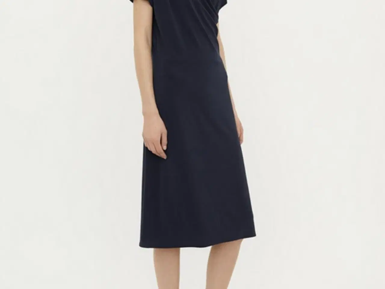 Billede 11 - By Malene Birger kjole med detaljer