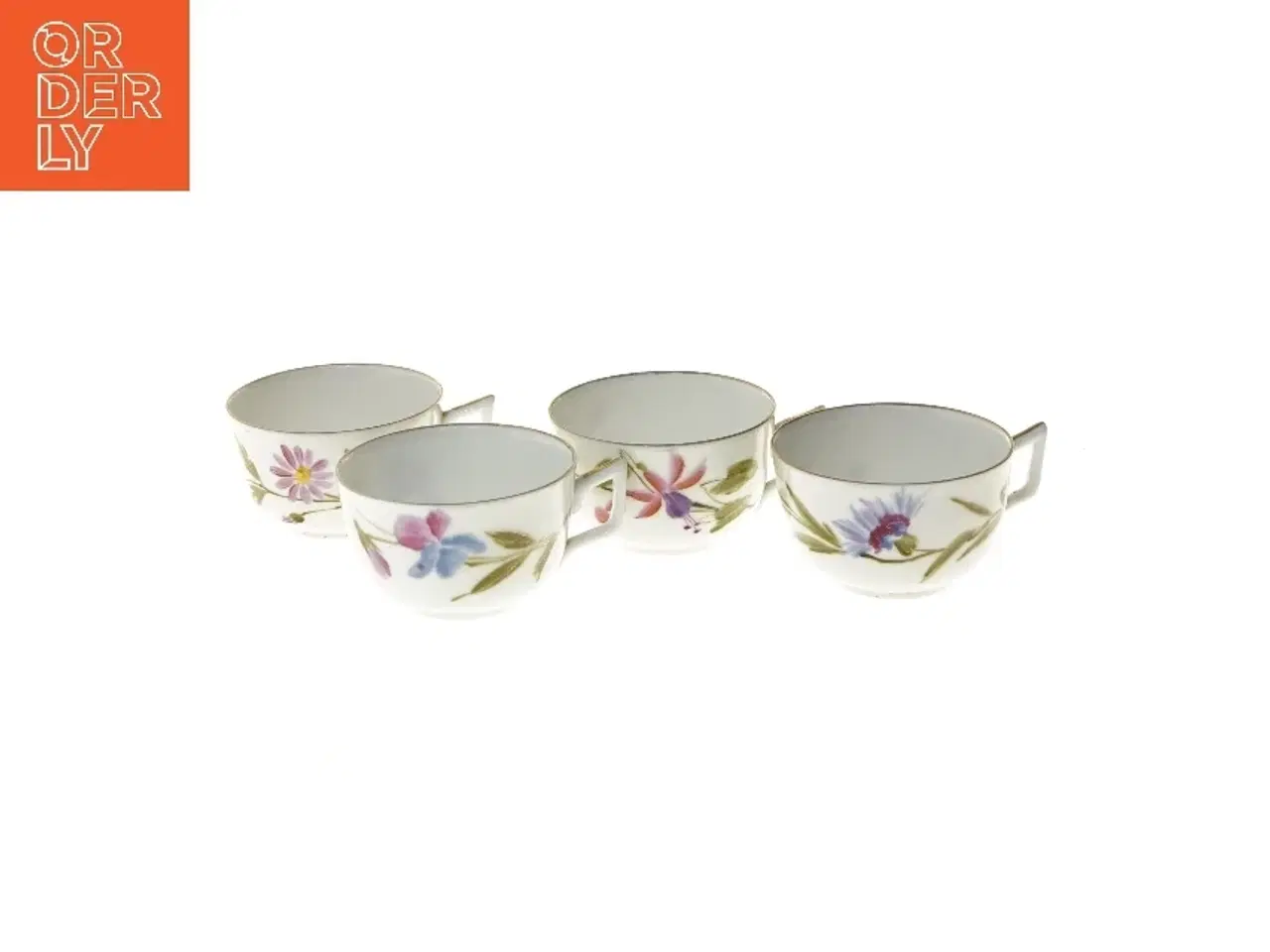 Billede 5 - Sæt af fire blomstrede te-kopper med tallerkener (str. Ø 13,5 og 5,5xØ 9 cm)