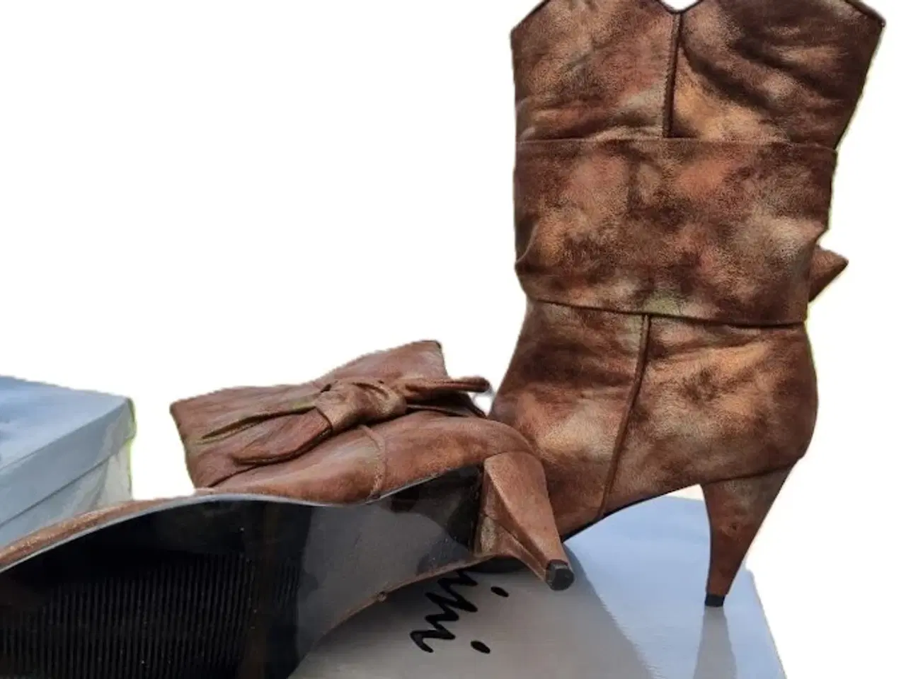 Billede 2 - 50 par nye 2 farvet damestøvler