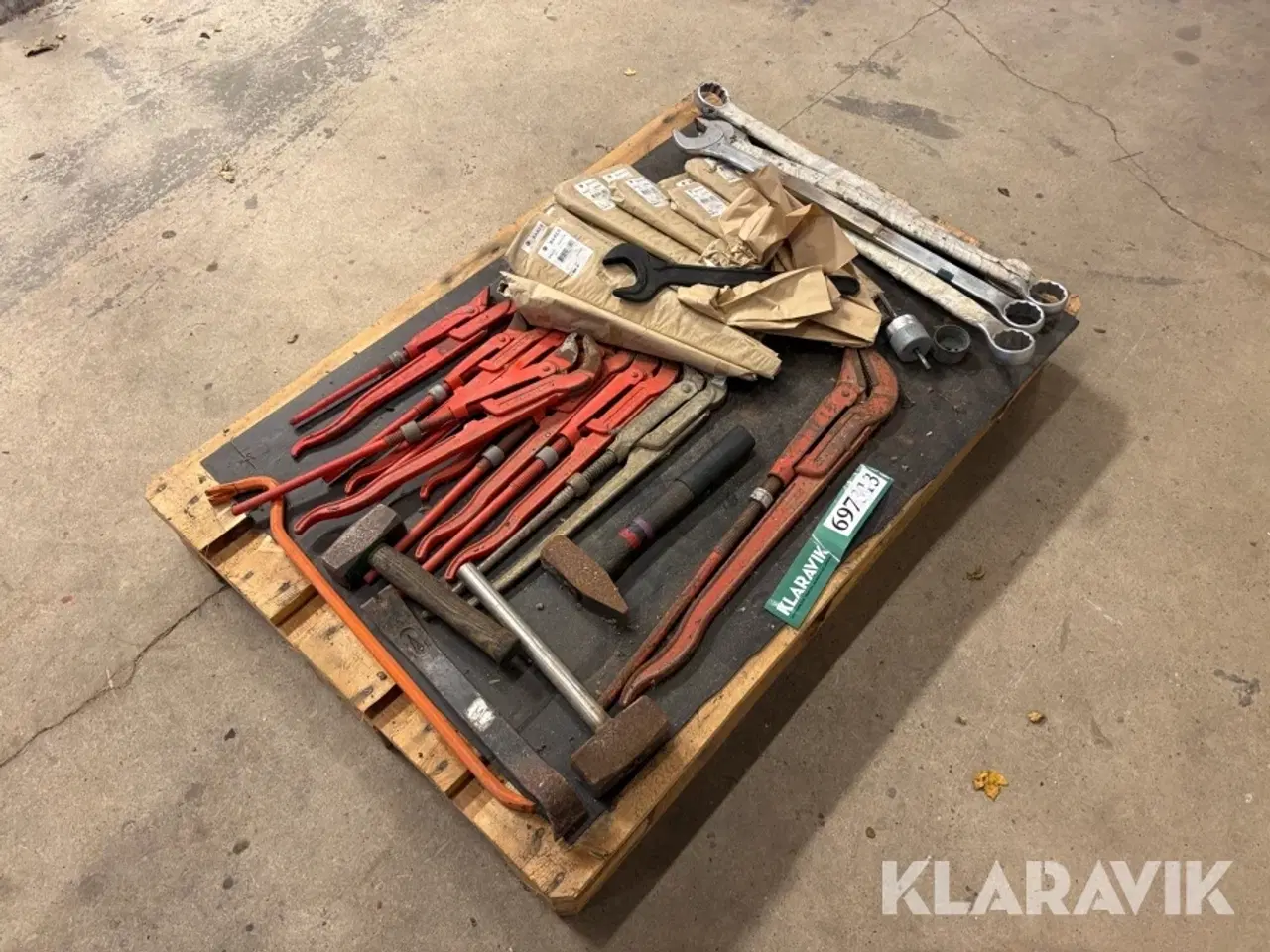 Billede 4 - Rørtænger + fastnøgler