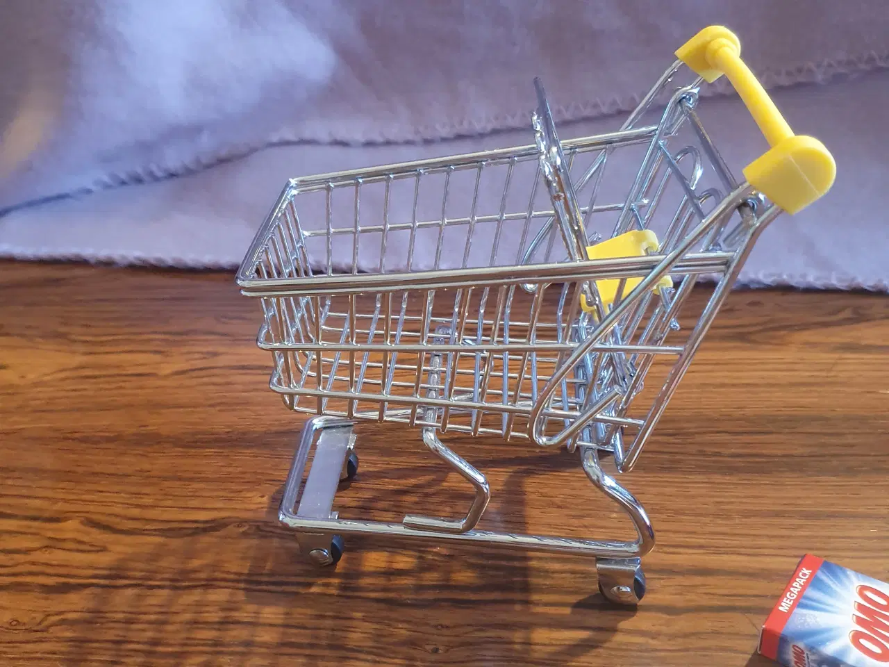 Billede 3 - Miniature indkøbsvogn 