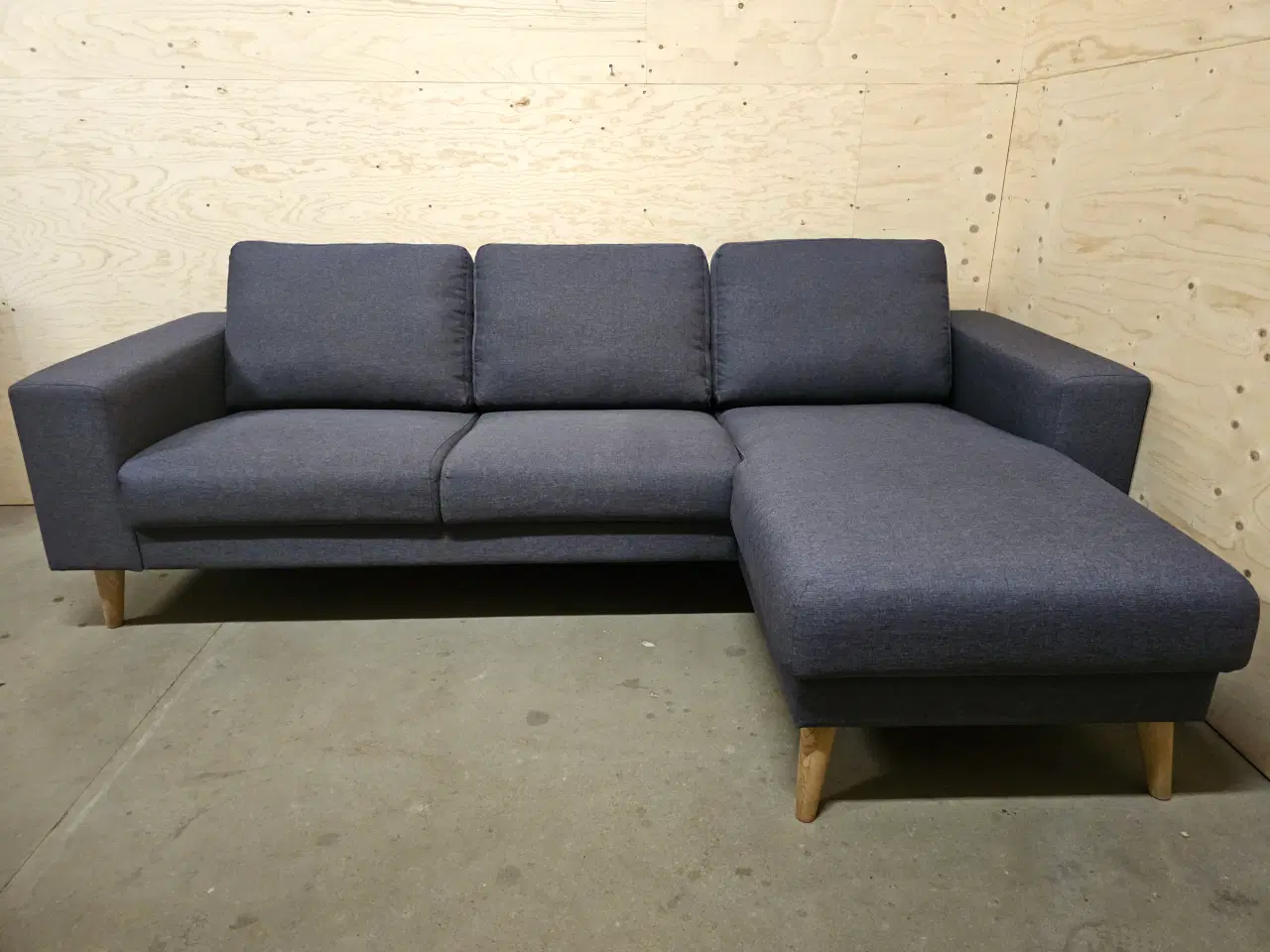 Billede 4 - Vendbar Chaiselong Sofa — God Stand