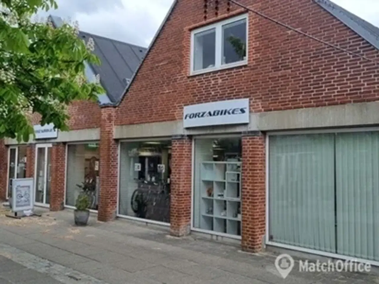 Billede 1 - Butik med bedste synlighed i Bredballe Center