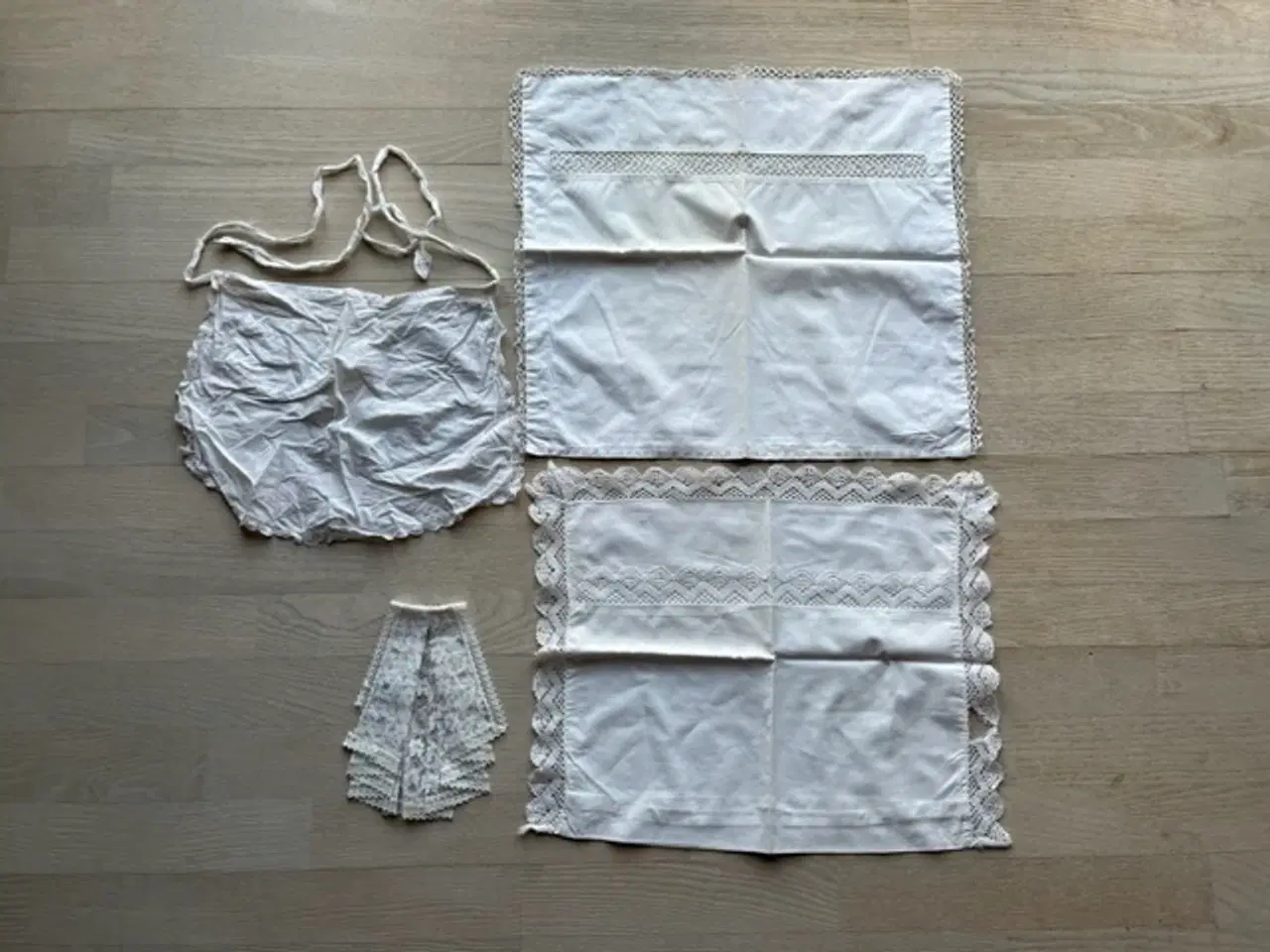 Billede 1 - Gammelt broderi