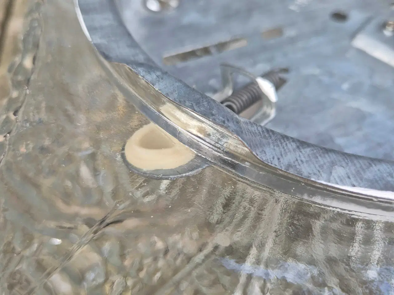 Billede 13 - Smuk plafond med buet glasskærm