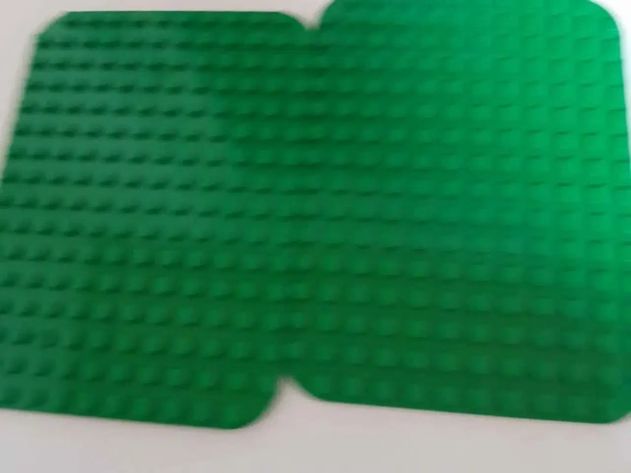 Billede 2 - Fandt disse to duplo plader under oprydning.